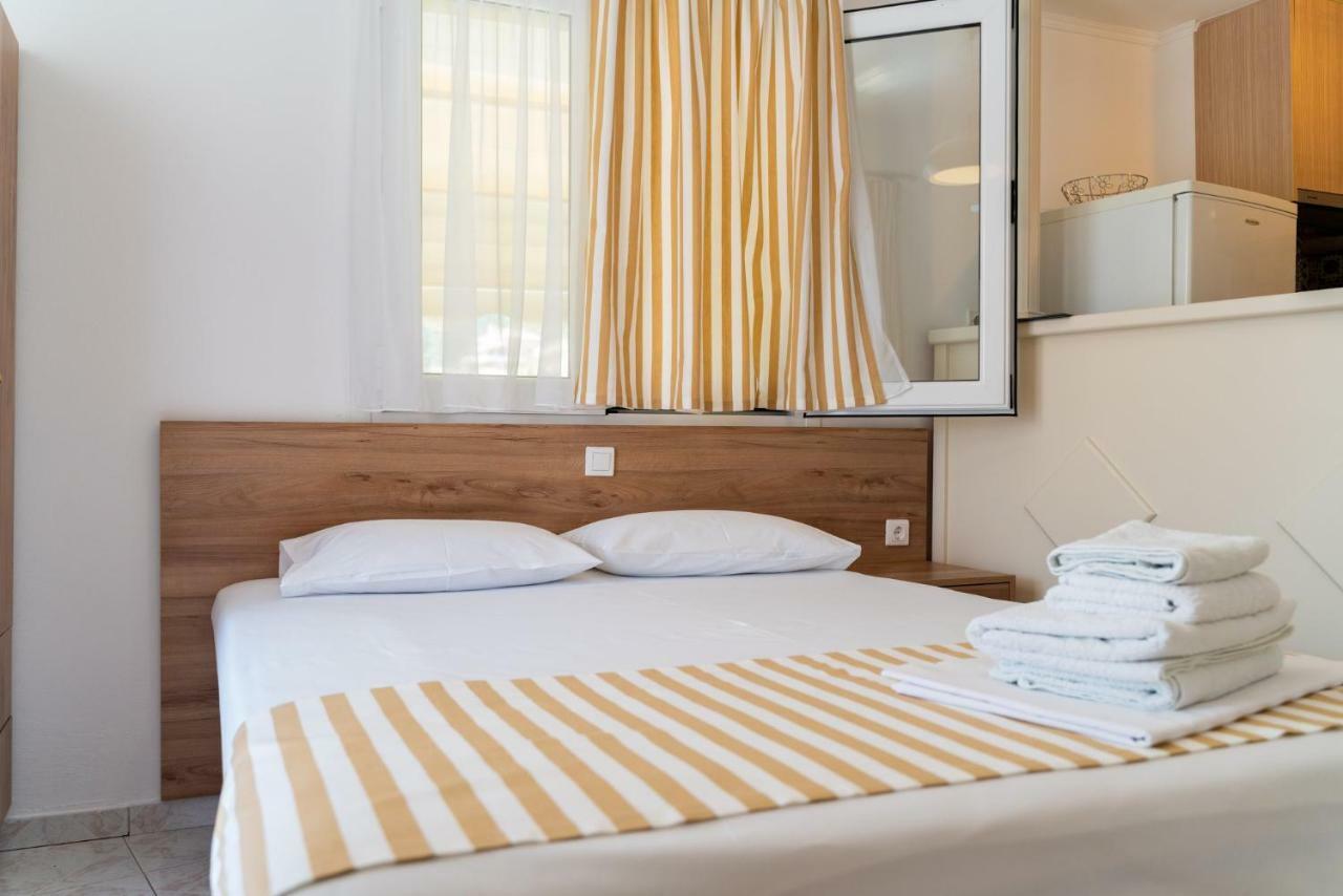 Katerina Holiday Studios Nikiana Zewnętrze zdjęcie